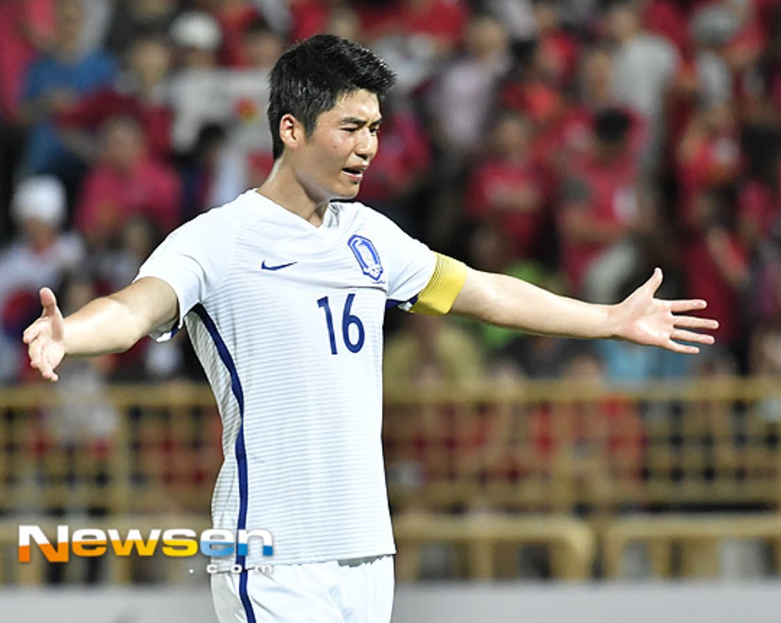 16-18 대한민국 어웨이 기성용 유니폼 지급용 정품 상품이미지4