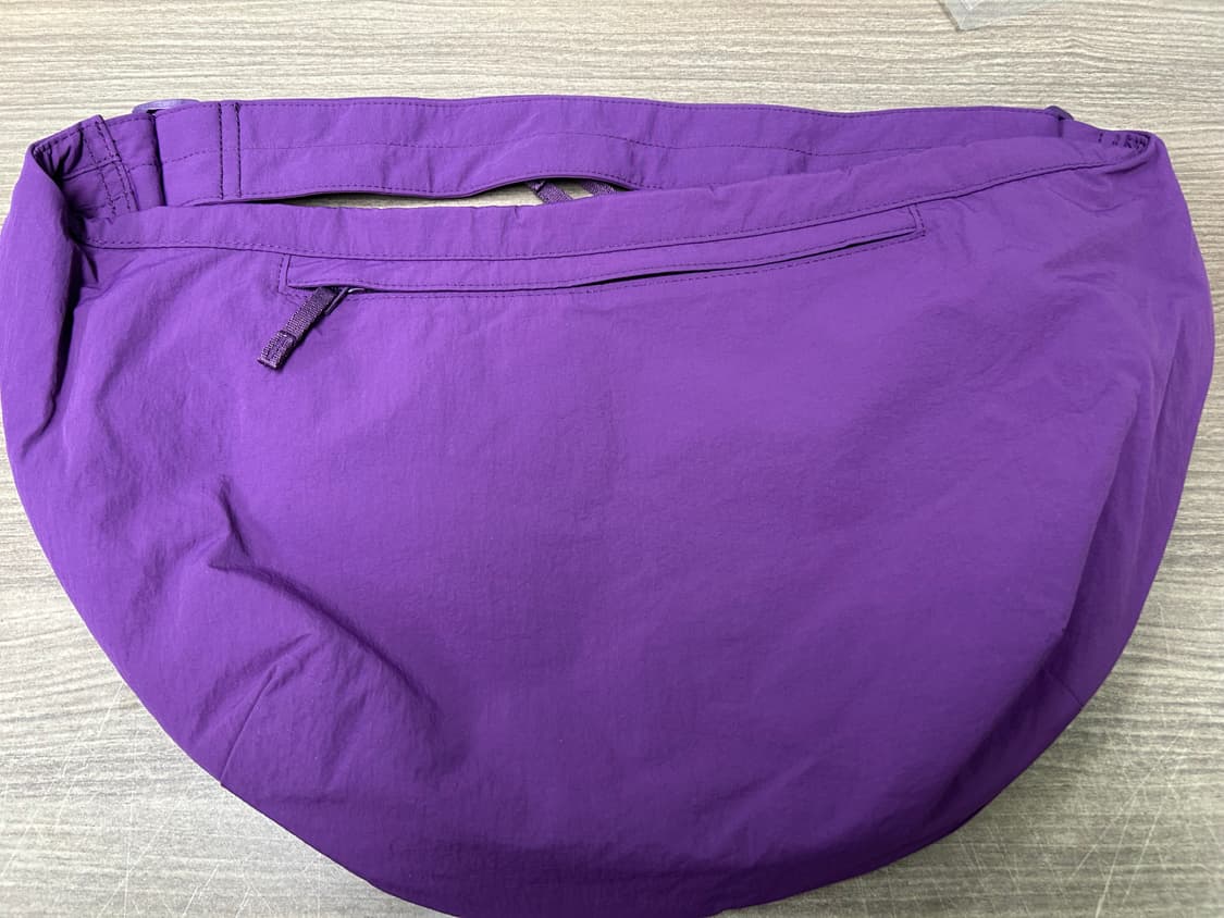 유니클로U 나일론 숄더백 퍼플 상품이미지3