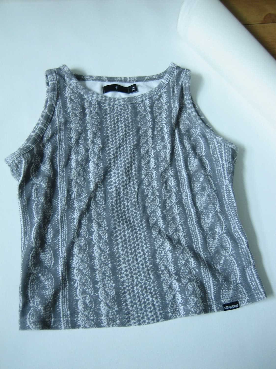 [safarispot] 1/2 knit Print Sleeveless 상품이미지2