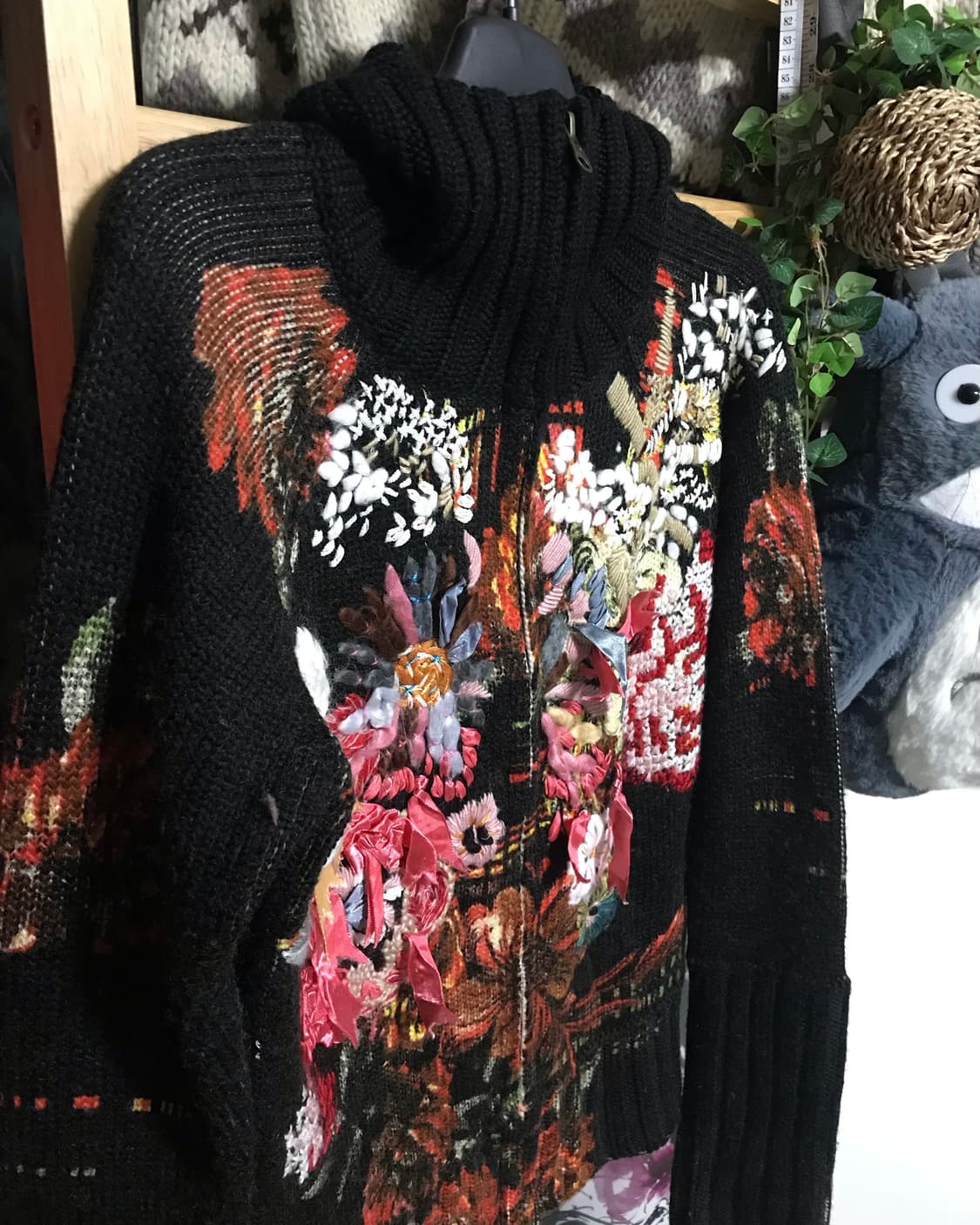 모리걸 플라워 자수 블랙 니트 투웨이 집업 상품이미지3