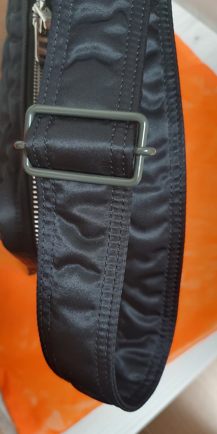 포터 올 뉴 탱커 슬링백 집 블랙 숄더백 판매 상품이미지3