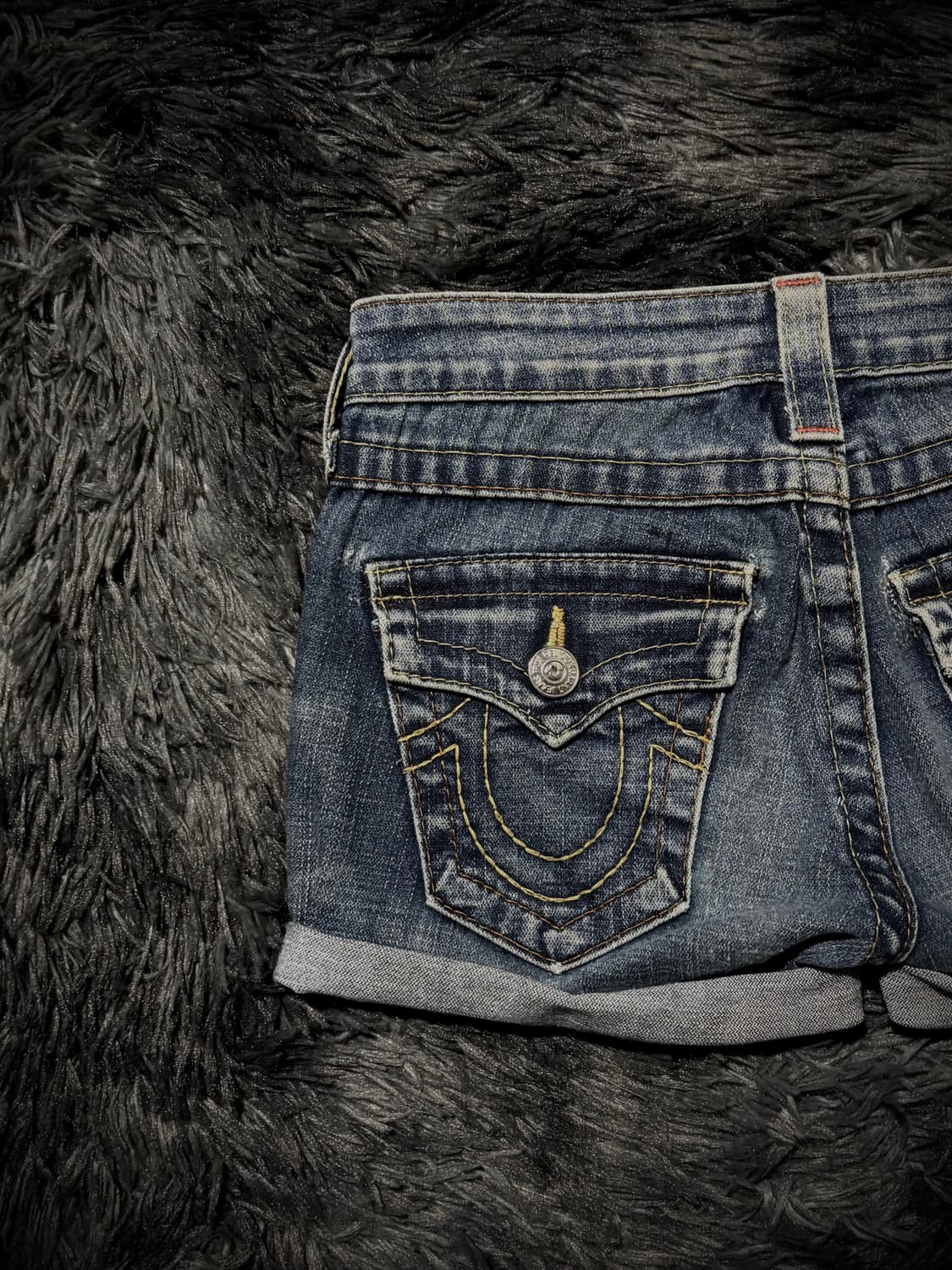 True Religion 포켓 스티치 디테일 워싱 데님 숏팬츠 상품이미지6