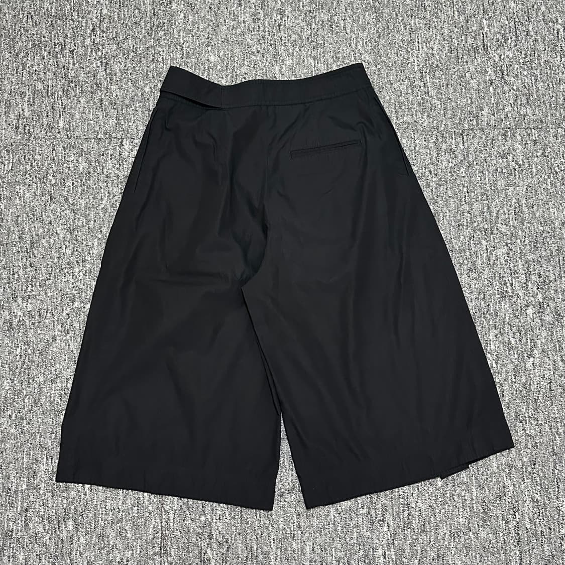 Cos 코스 벨티드 랩 프런트 코튼 쇼츠 반바지 상품이미지5