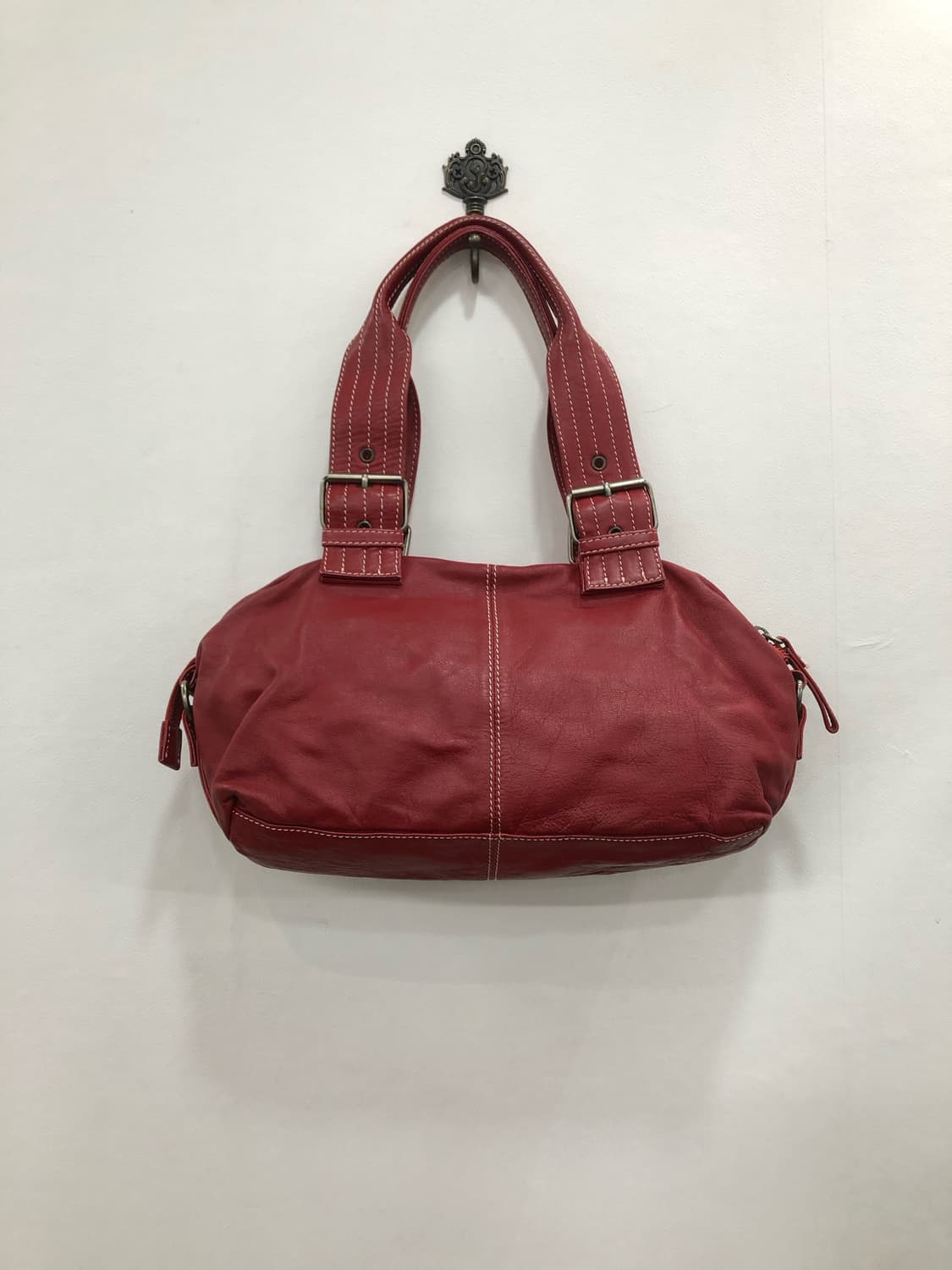 red multi pocket leather shoulder bag 상품이미지4