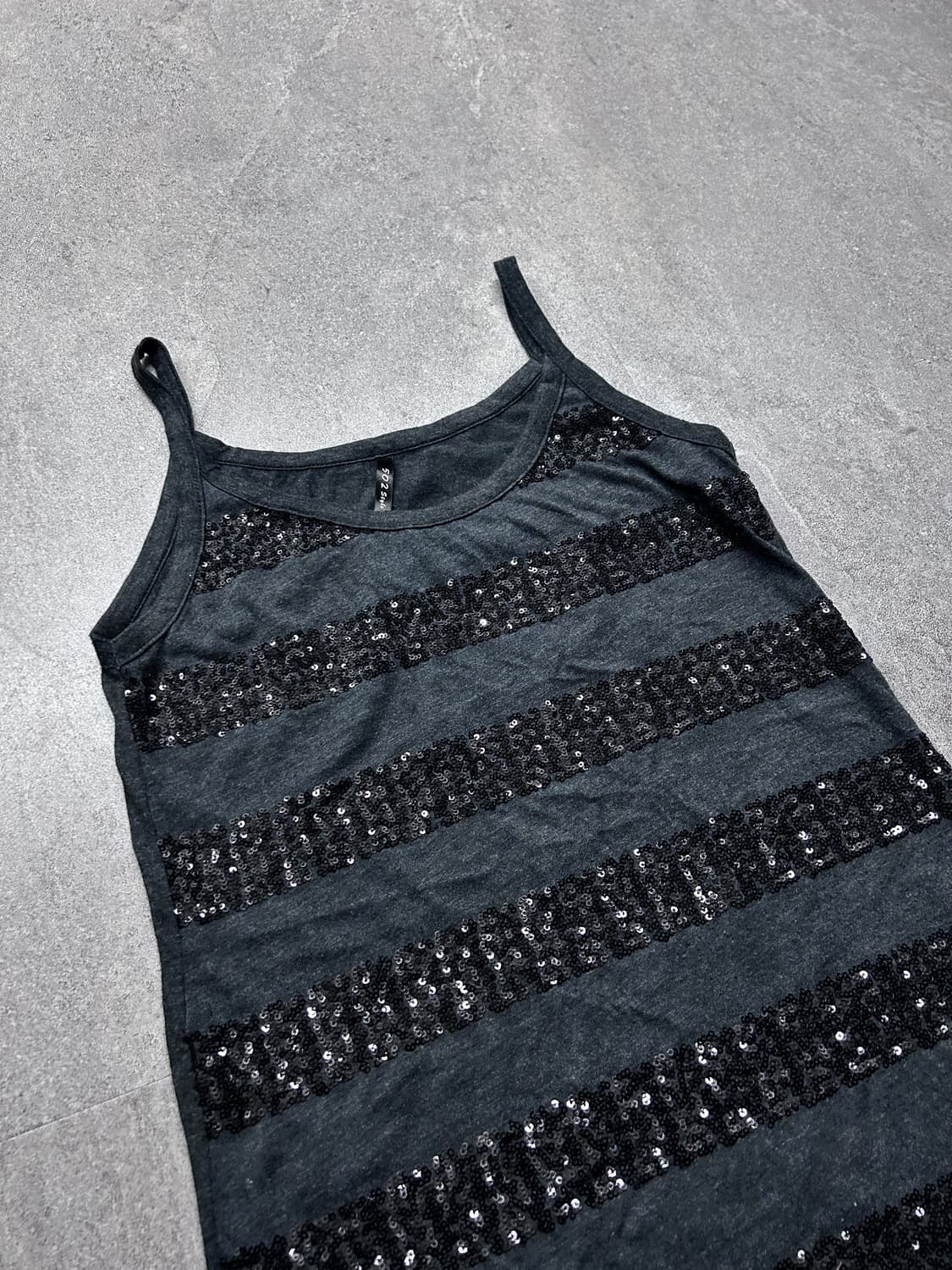 Sequin Big Stripe Sleeveless Top 상품이미지5