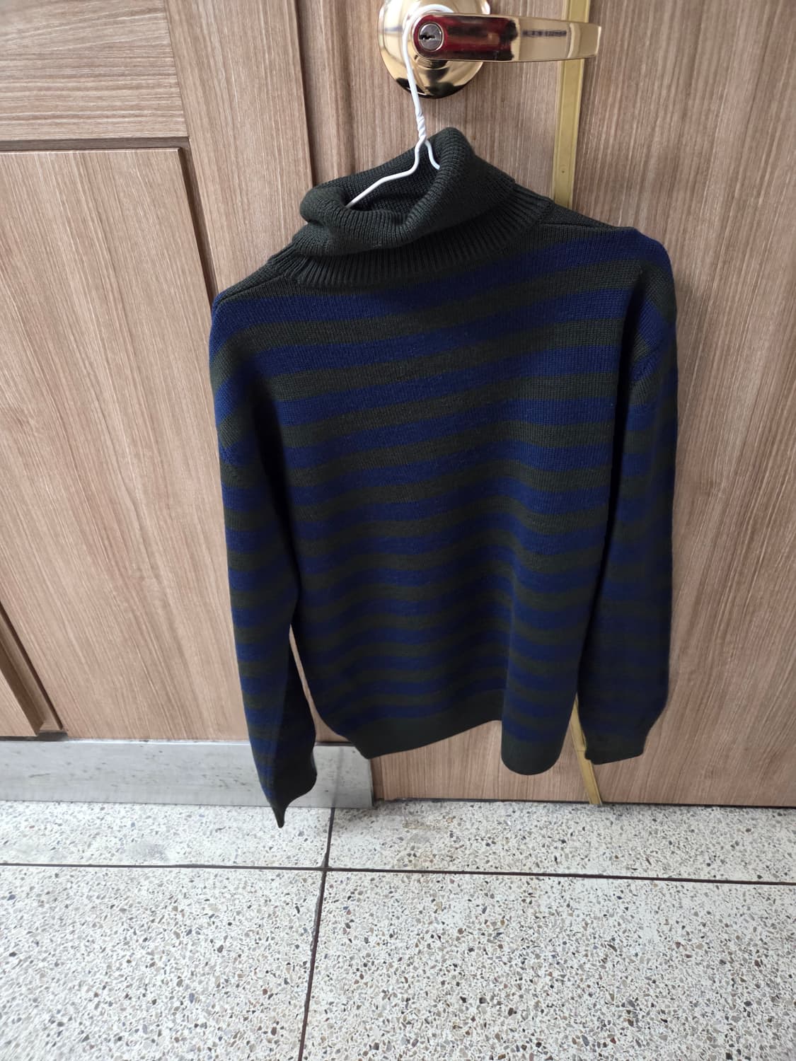 아르마니 자수 니트 100 상품이미지2