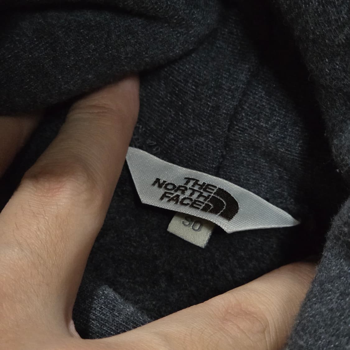 노스페이스 챠콜 하이넥 맨투맨 상품이미지7