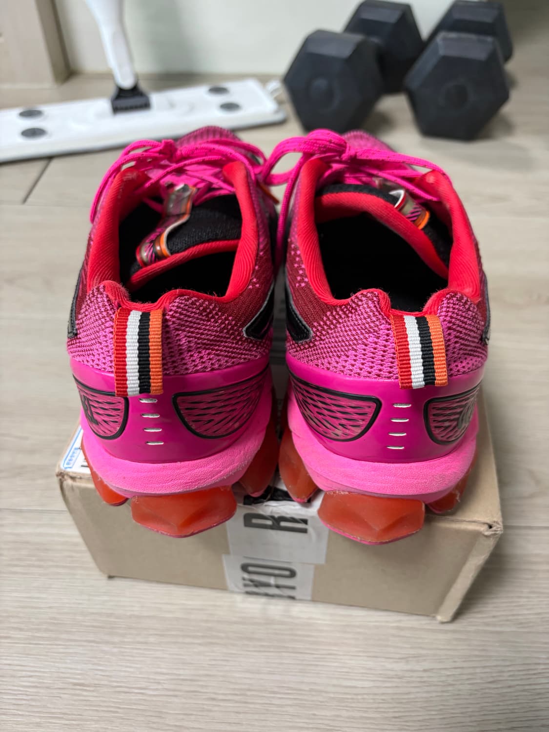 아식스 P.E nation 젤 퀀텀180  265사이즈 상품이미지4