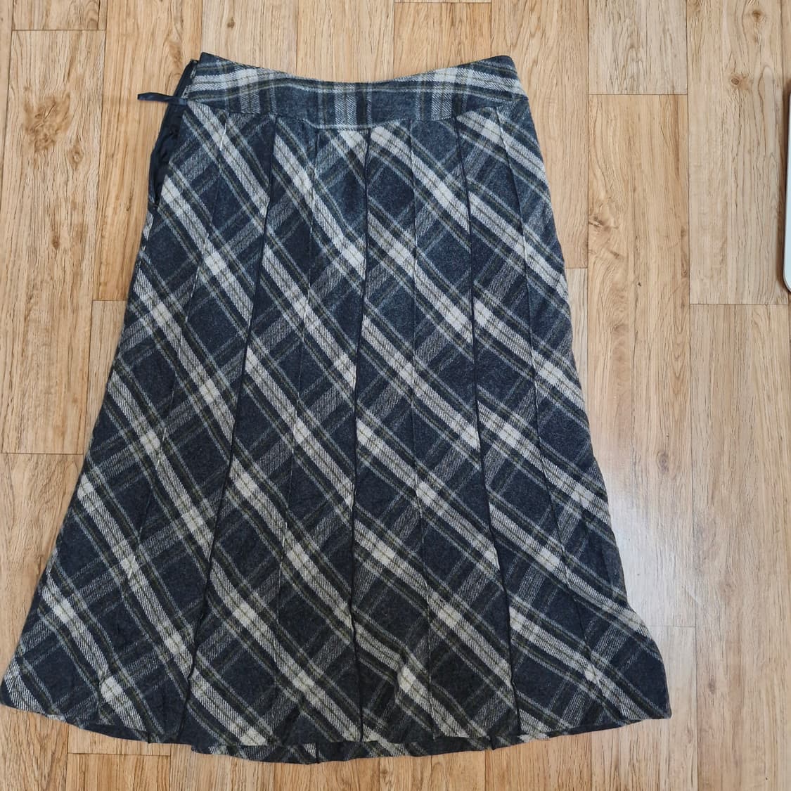 Graceful Days 울 체크 롱스커트 상품이미지3