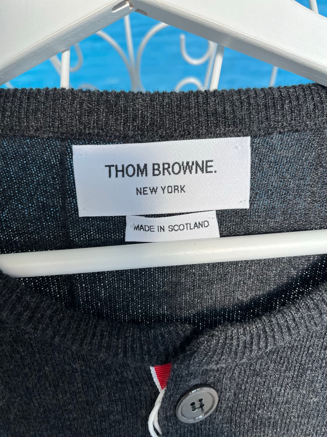 새상품) 톰브라운 캐시미어 클래식 크루넥 4-바 카디건 상품이미지2