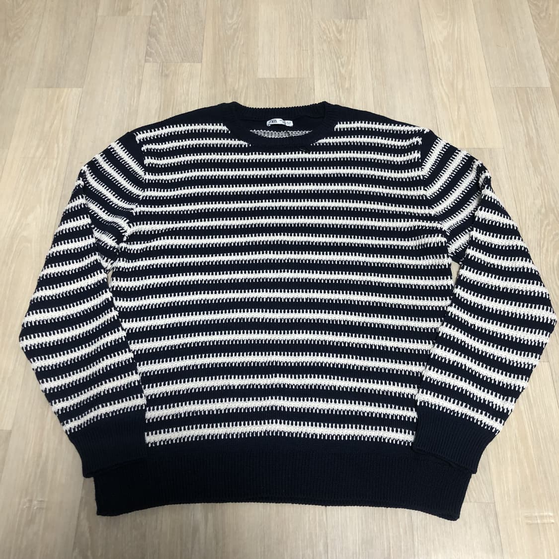(L) 새상품 자라 ZARA SS 스트라이프 라운드 네이비 니트 상품이미지1