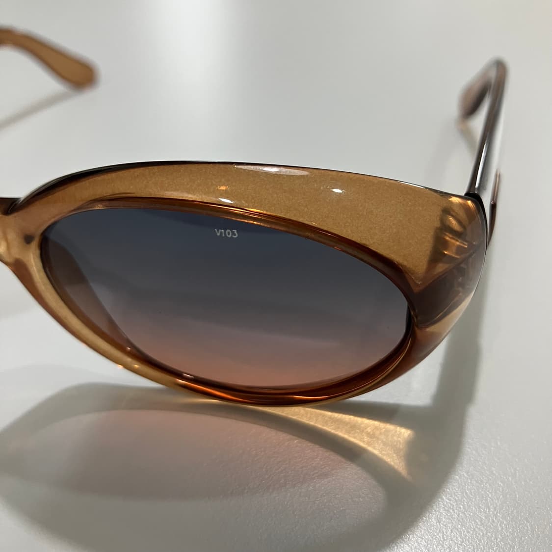 [Fendi] 90s 펜디 오벌 선글라스 상품이미지4