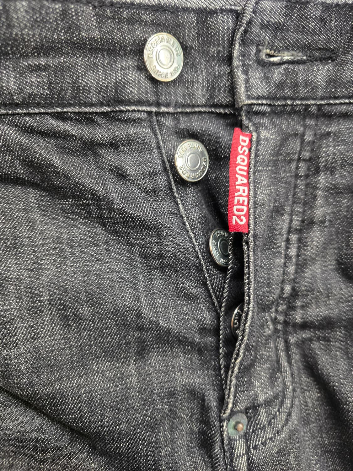 디스퀘어드2 남자 청바지.   싸이즈 32. 상품이미지3