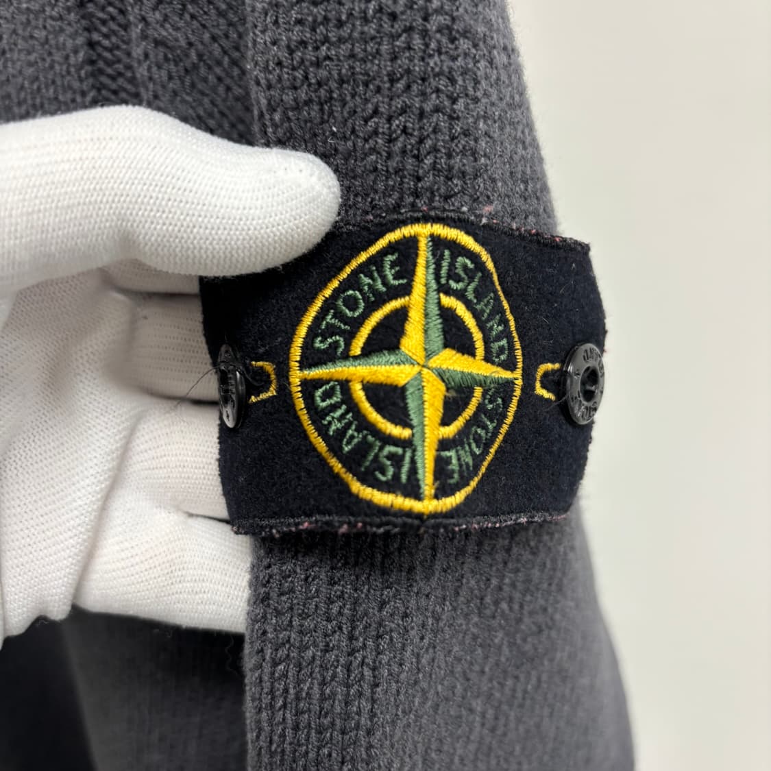 [M]스톤아일랜드 와펜패치 숄카라 가디건 상품이미지2