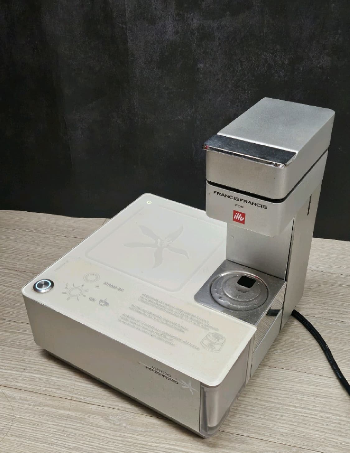 (정가 60만원대) 일리 illy 프란시스프란시스 Y1 캡슐감성커피머신 상품이미지2