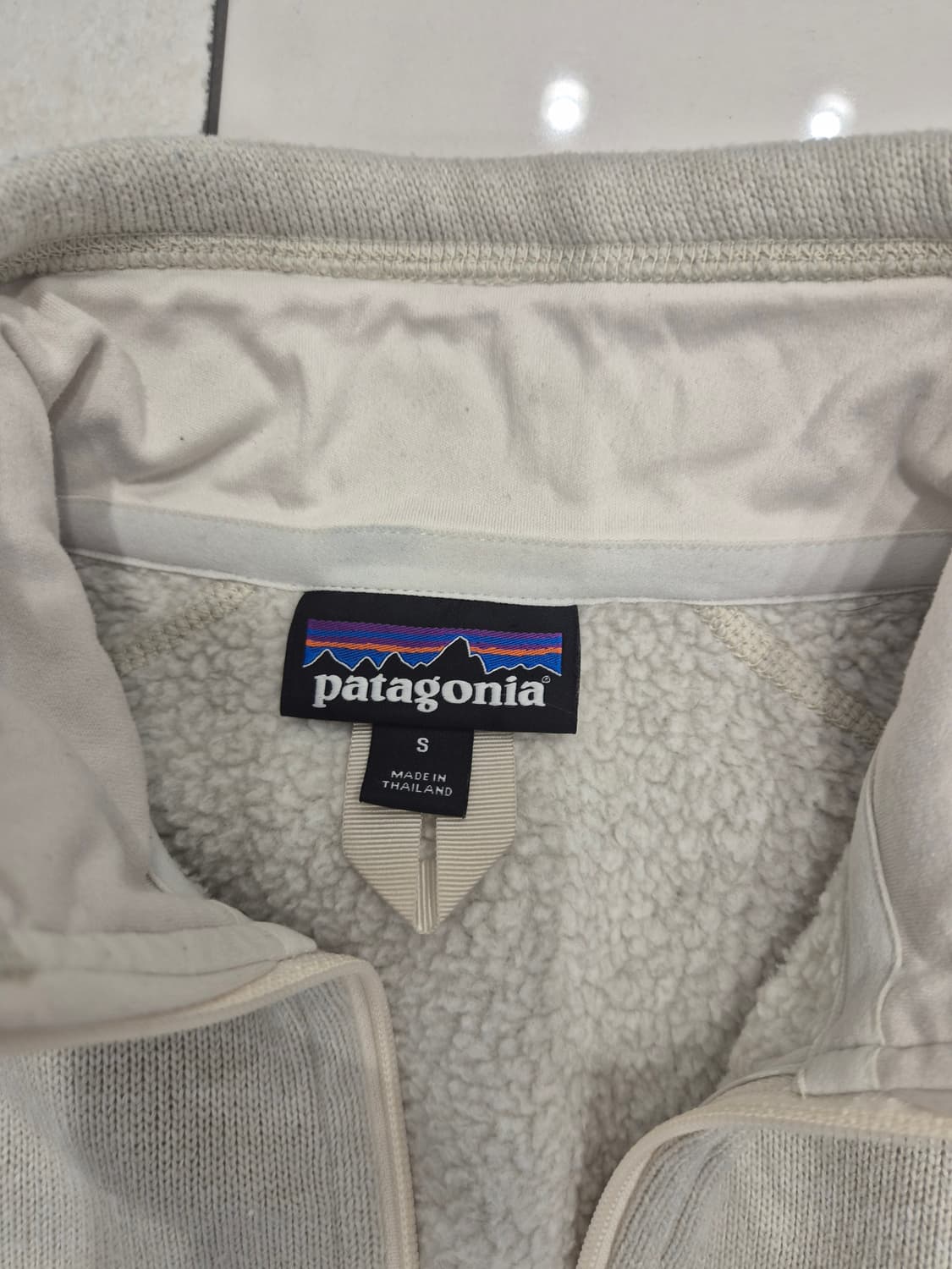 파타고니아 반 지퍼형 사이즈 s 판매합니다  상품이미지4