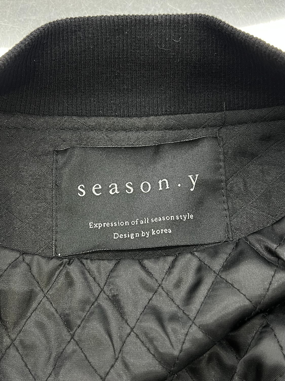 시즌와이 시퀸 블랙 스터드 논카라 게스터 봄버 자켓 상품이미지7