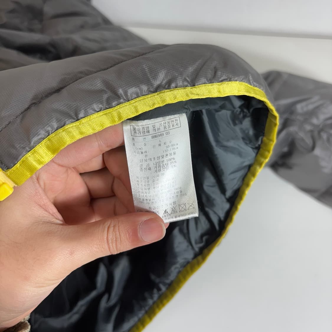 M-L 푸마 진그레이 구스다운 경량패딩점퍼 상품이미지5