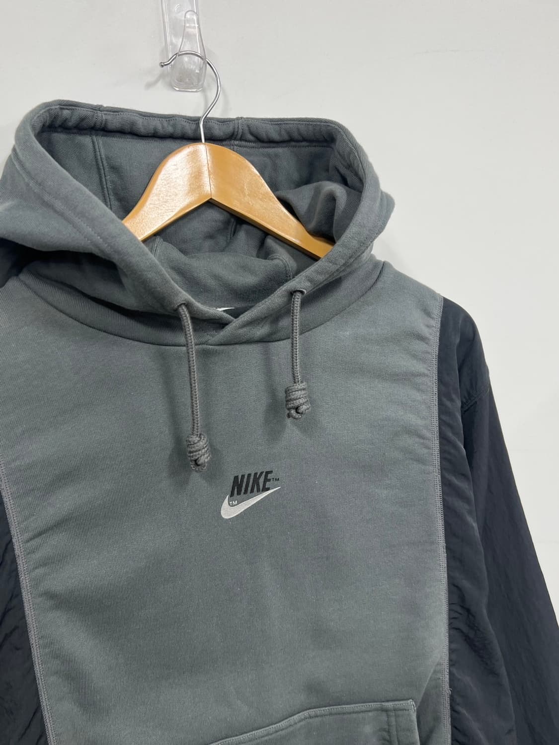 나이키 스포츠웨어 아이언그레이 빅스우시 오버핏 풀오버 후드티 상품이미지2