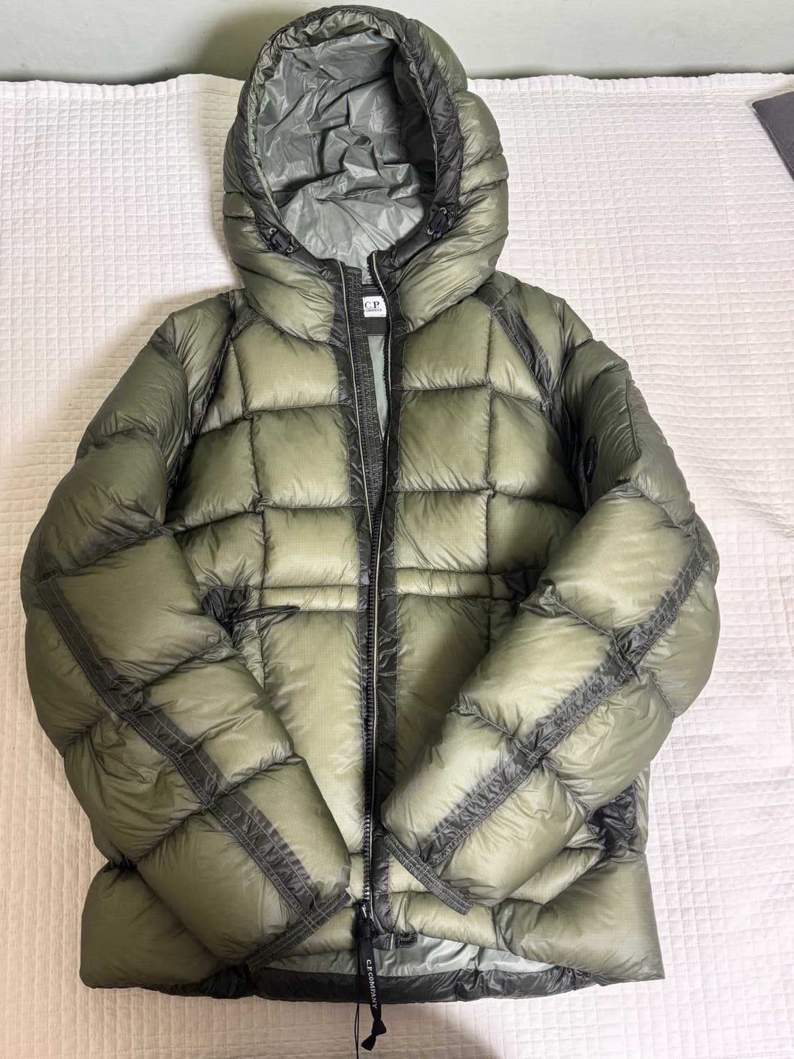 Cp컴퍼니 dd쉘 25fw 그린바나나 L 상품이미지1