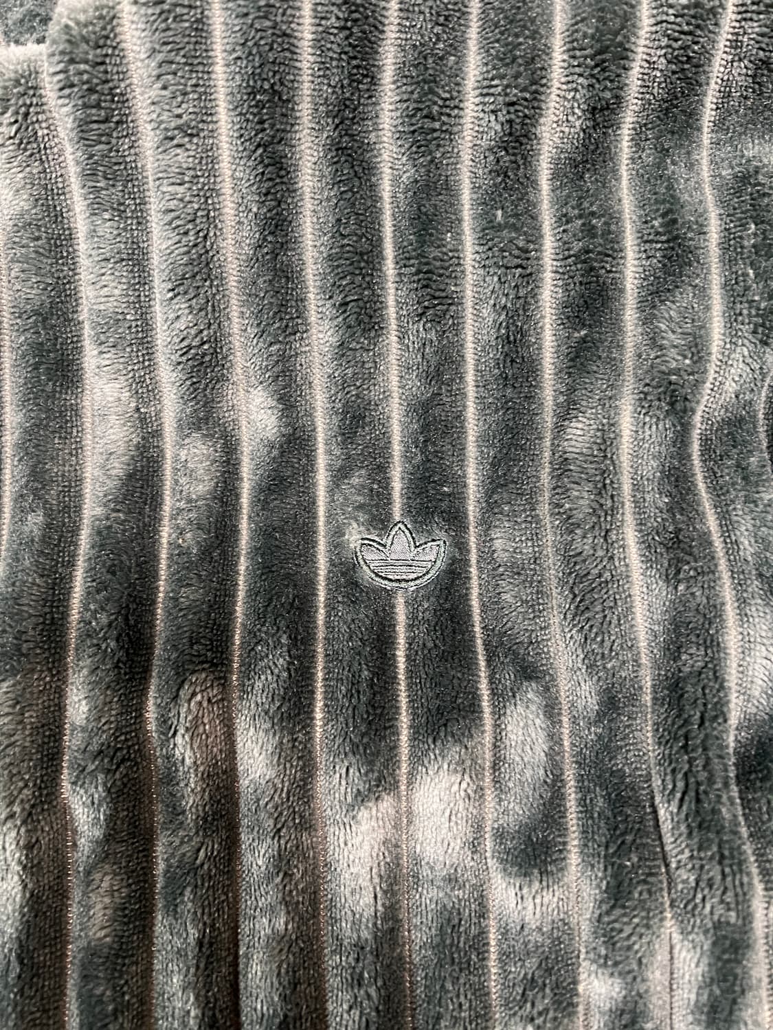 아디다스 벨벳 아노락 맨투맨 그린 L 상품이미지4