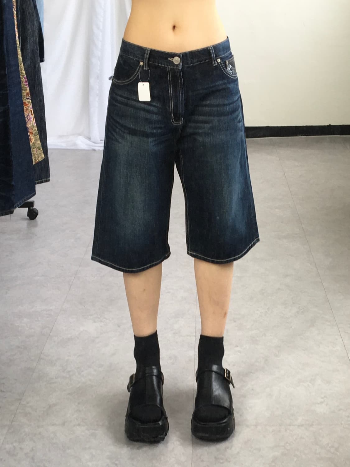 Oriental needle work denim half pants 상품이미지8