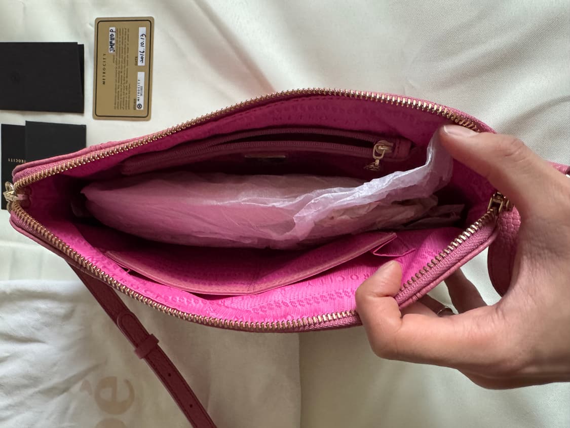 메트로시티 핑크 레더 숄더백 상품이미지3