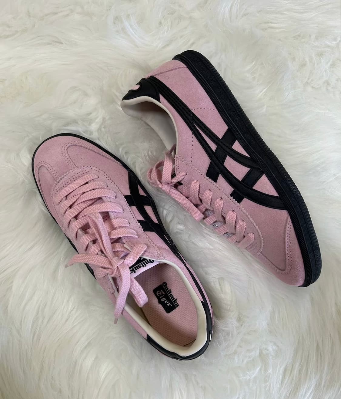 오니츠카 타이거 토쿠텐 핑크 블랙 상품이미지1