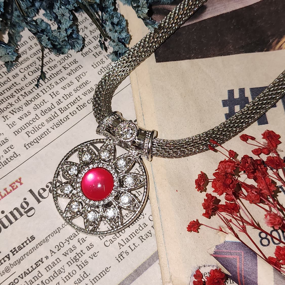 90s 프랑스 빈티지 목걸이 레드 크리스탈 플라워 펜던트 메쉬 목걸이 상품이미지3