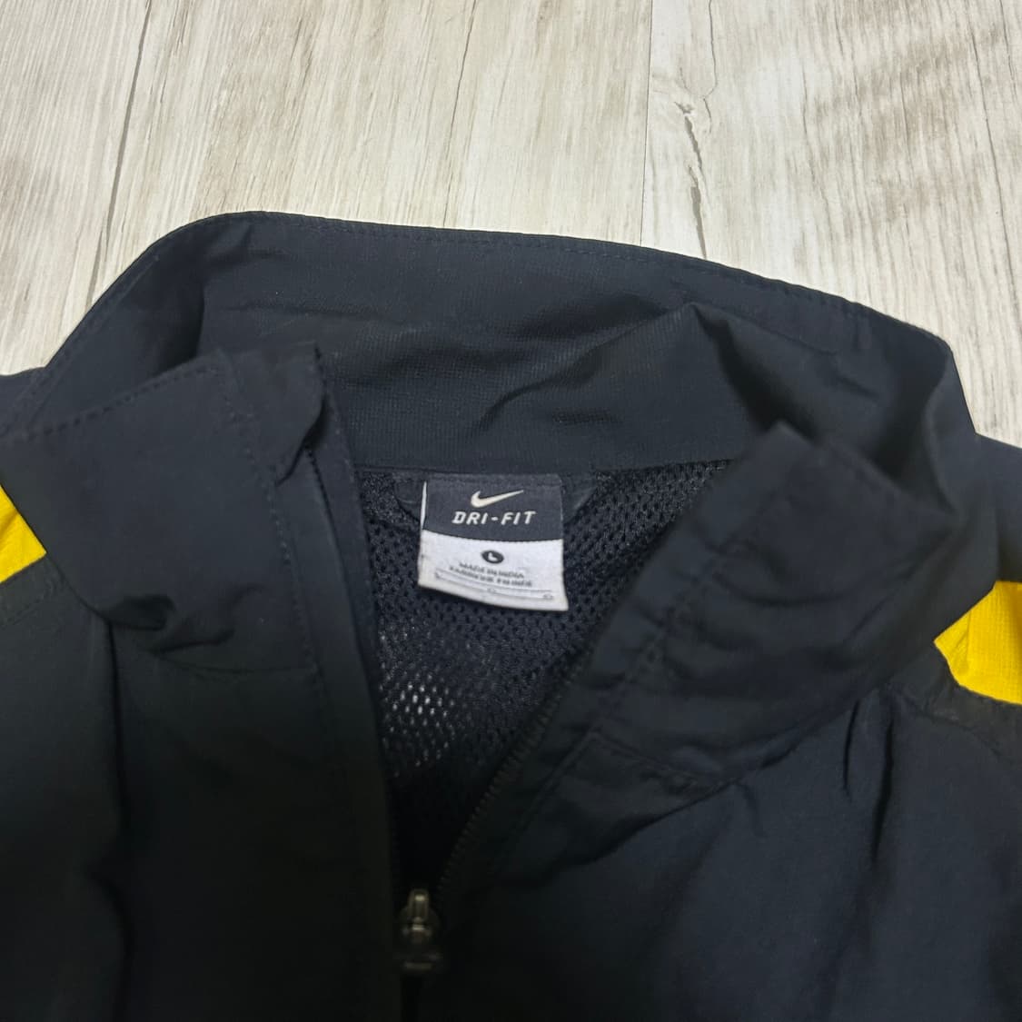 [L] 나이키 드라이핏 우븐 바람막이 브라질 컬러 상품이미지3