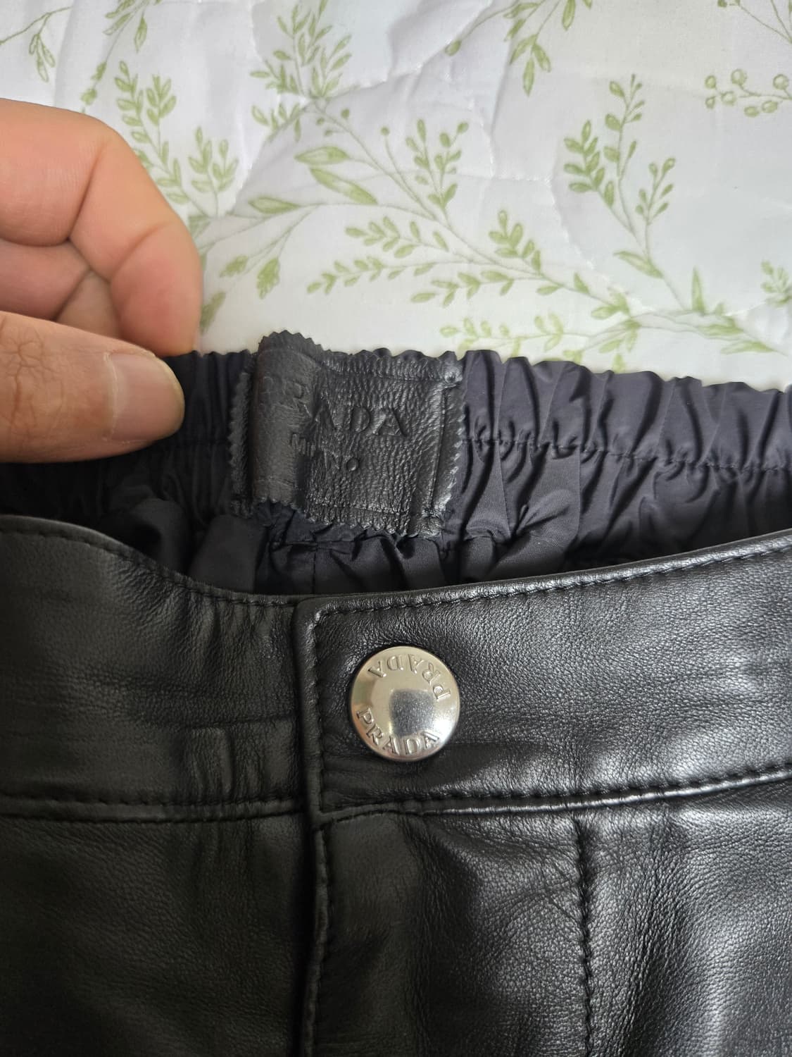 프라다 조거팬츠 상품이미지3