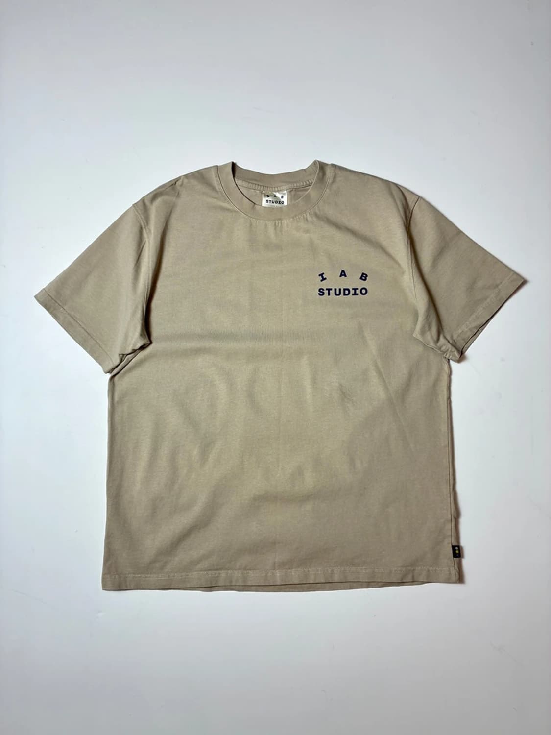 아이앱스튜디오 빅로고 오버핏 반팔 티셔츠 PN9054 상품이미지3