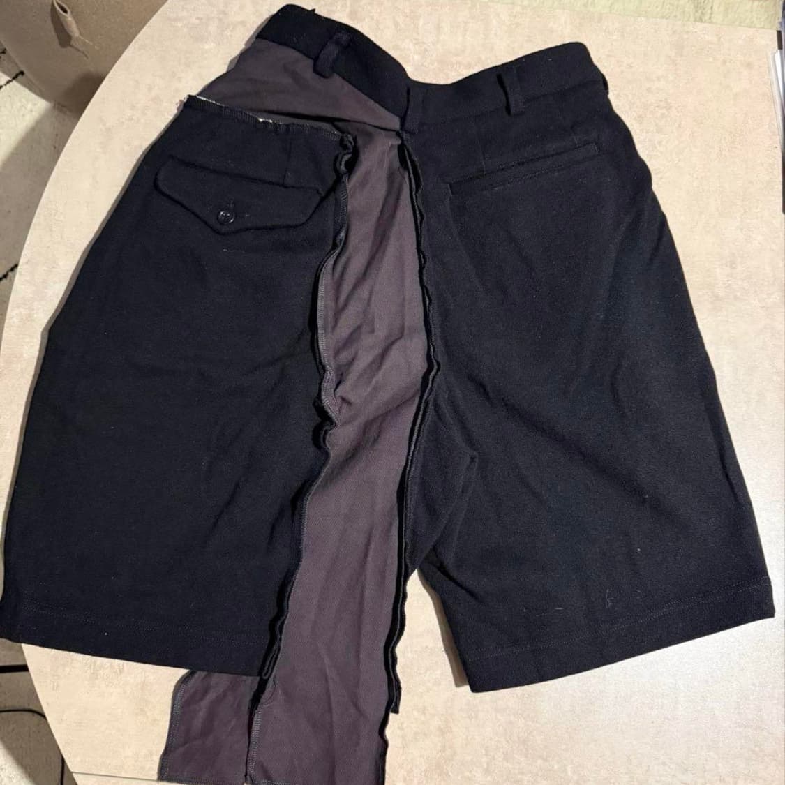 꼼데가르송 x H&M 특히하고 이쁜 반바지 상품이미지3
