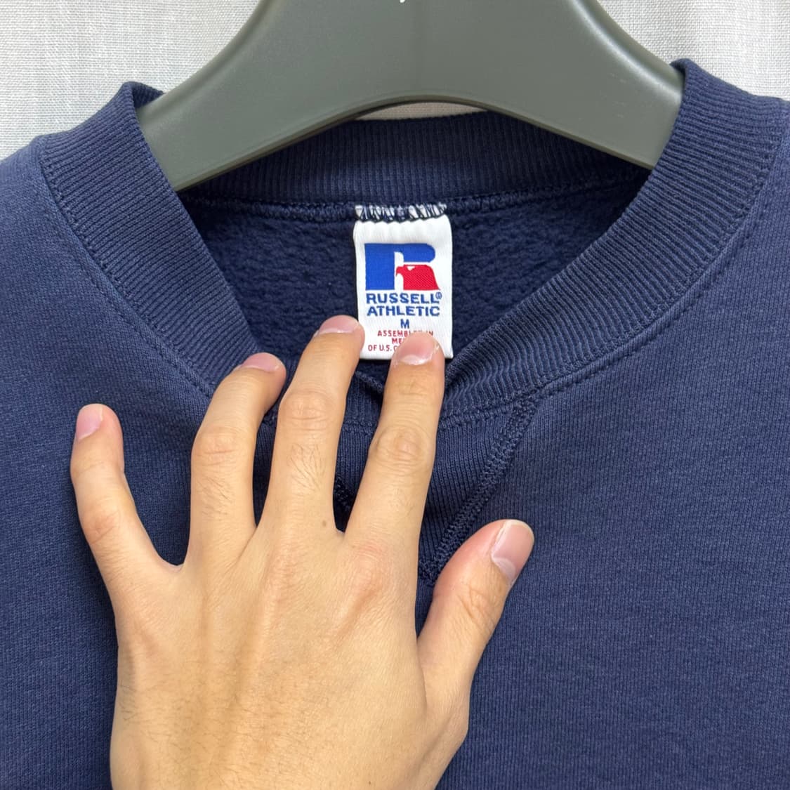 M) 러셀 희귀 썬패이딩 네이비 맨투맨 상품이미지3