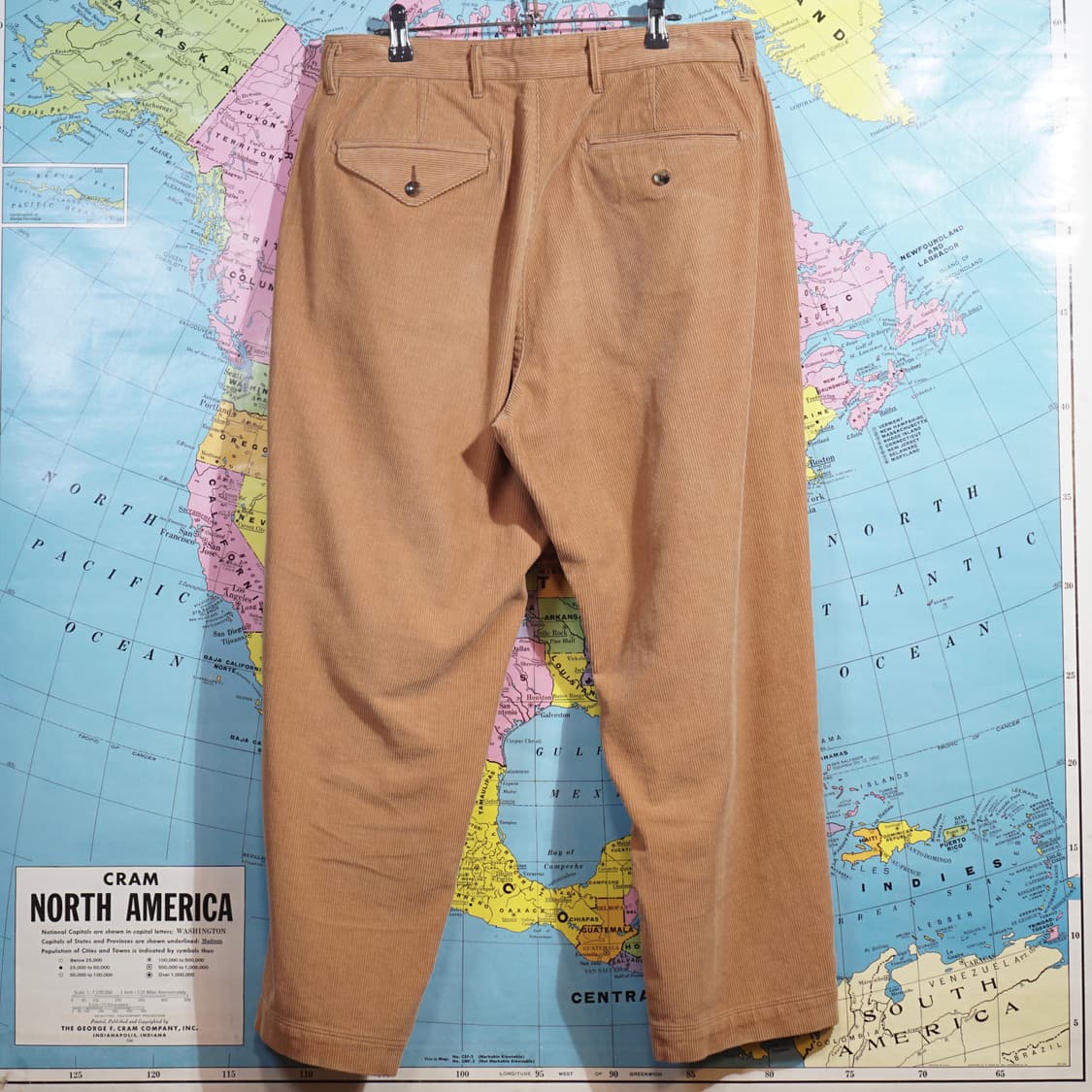 이스트로그 핀턱 코듀로이 팬츠 상품이미지4