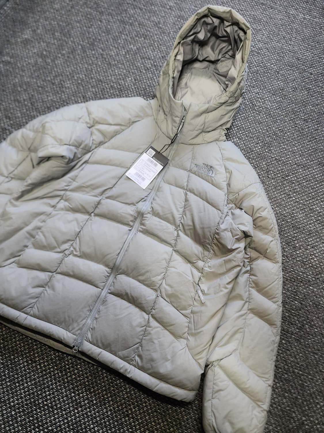 새상품 노스페이스 데이드라이브 패딩 100  상품이미지4