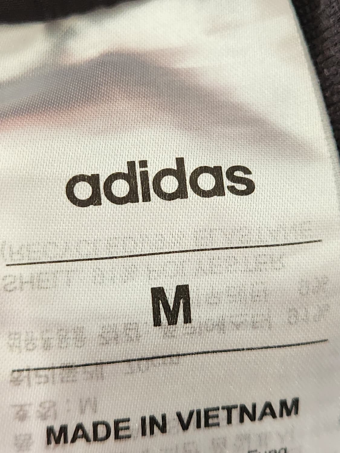 아디다스 숏팬츠 러닝 반바지 m fac short 사이즈M

오염 하자없 상품이미지7