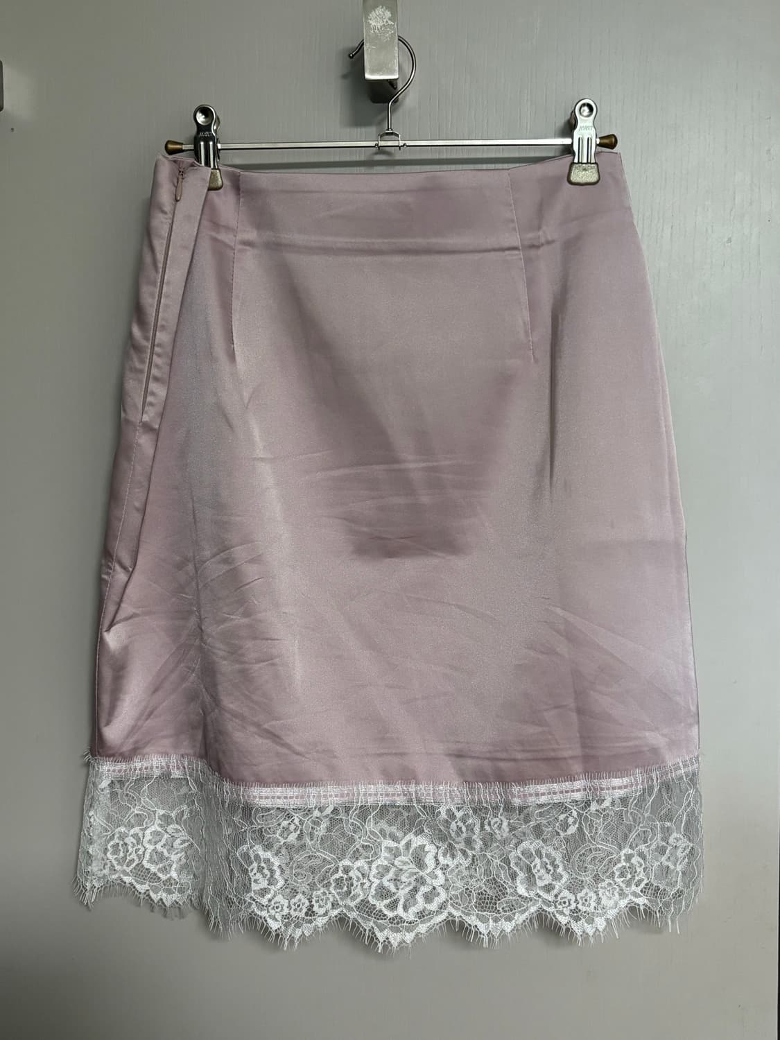 아수라) LACE SATIN SKIRT (PINK) 새틴 스커트 상품이미지5