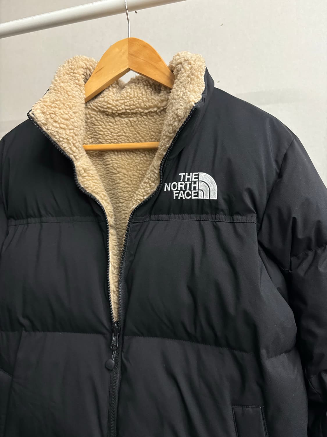 노스페이스 리버시블 블랙 플리스 패딩 상품이미지3