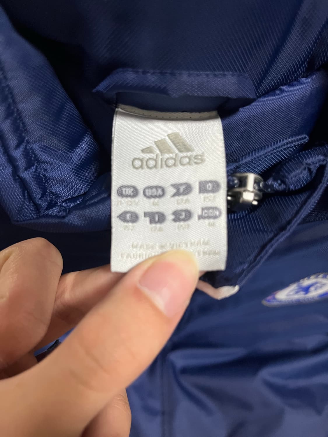 아디다스 첼시 패딩 상품이미지3