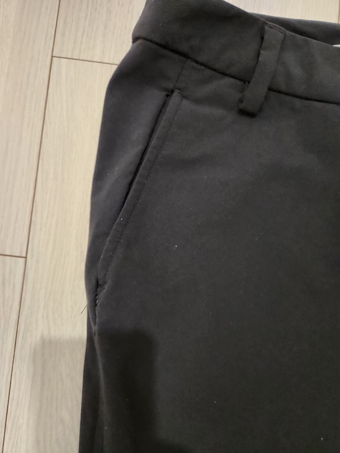 아디다스 기능성 여성 팬츠 사이즈m

사진이 이상하게 나왔는데 새상품처럼 상품이미지4