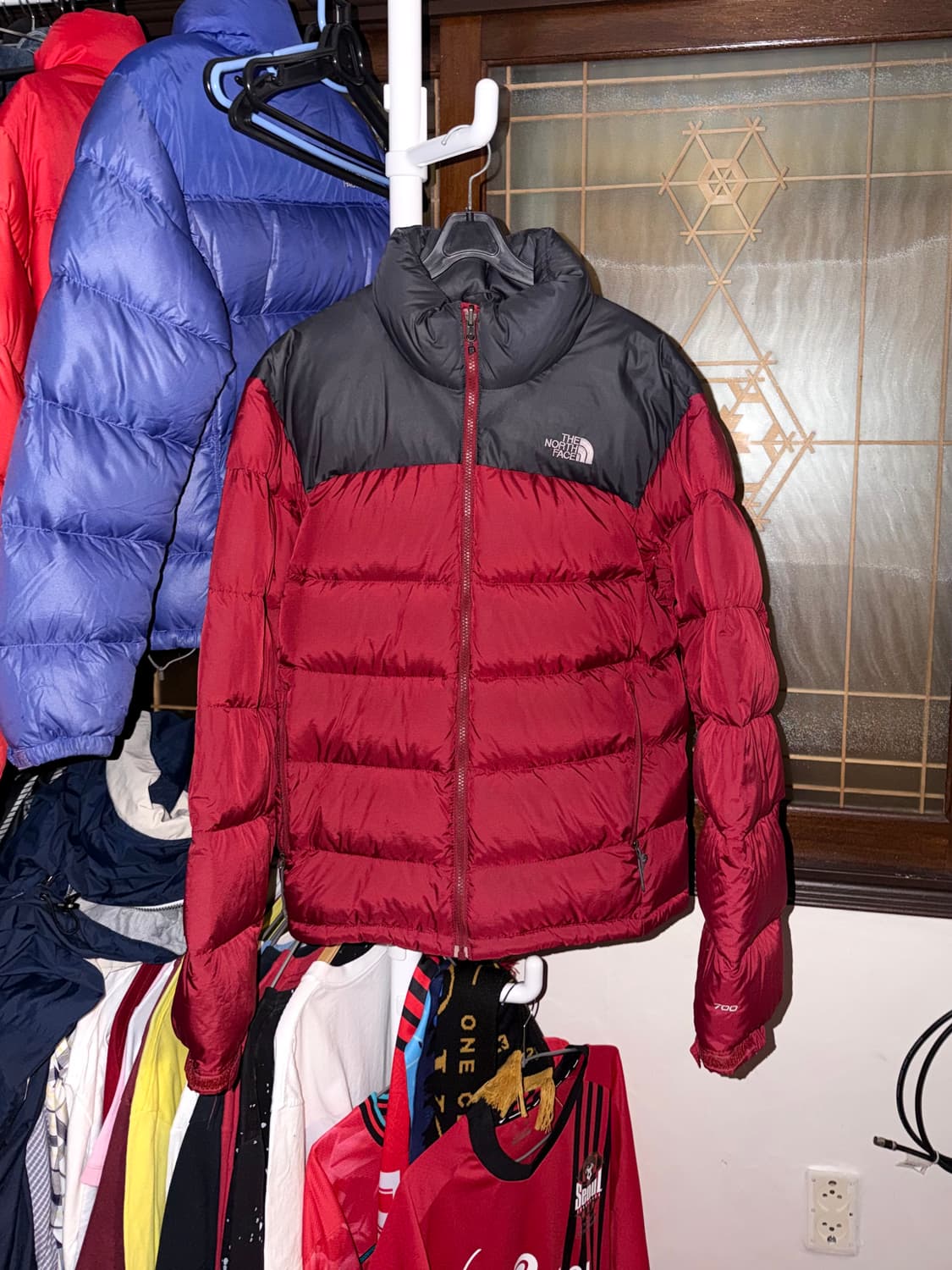 노스페이스 700 눕시 구스다운 패딩 검빨 상품이미지1