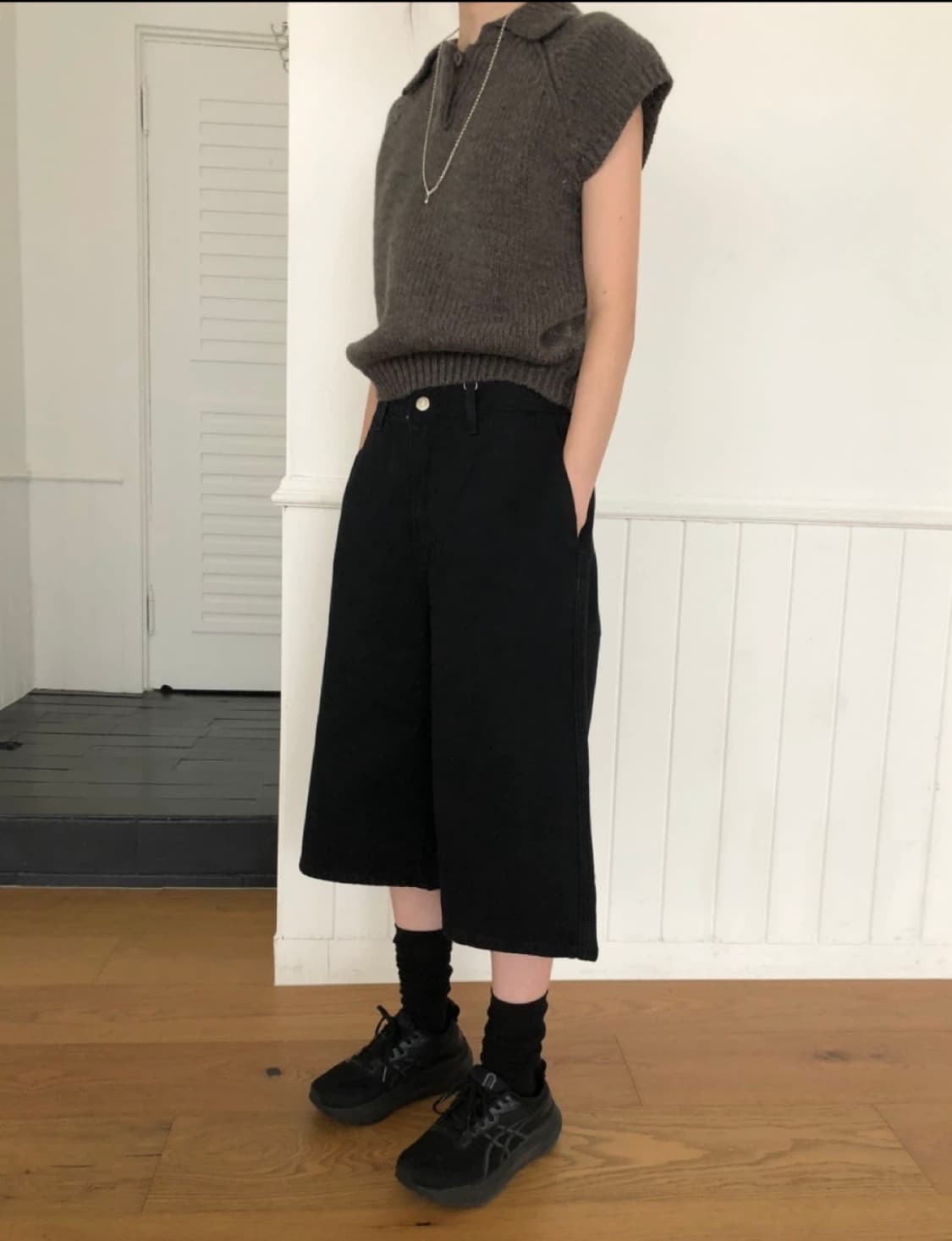 미닝아웃 누아 반팔 카라니트 상품이미지4