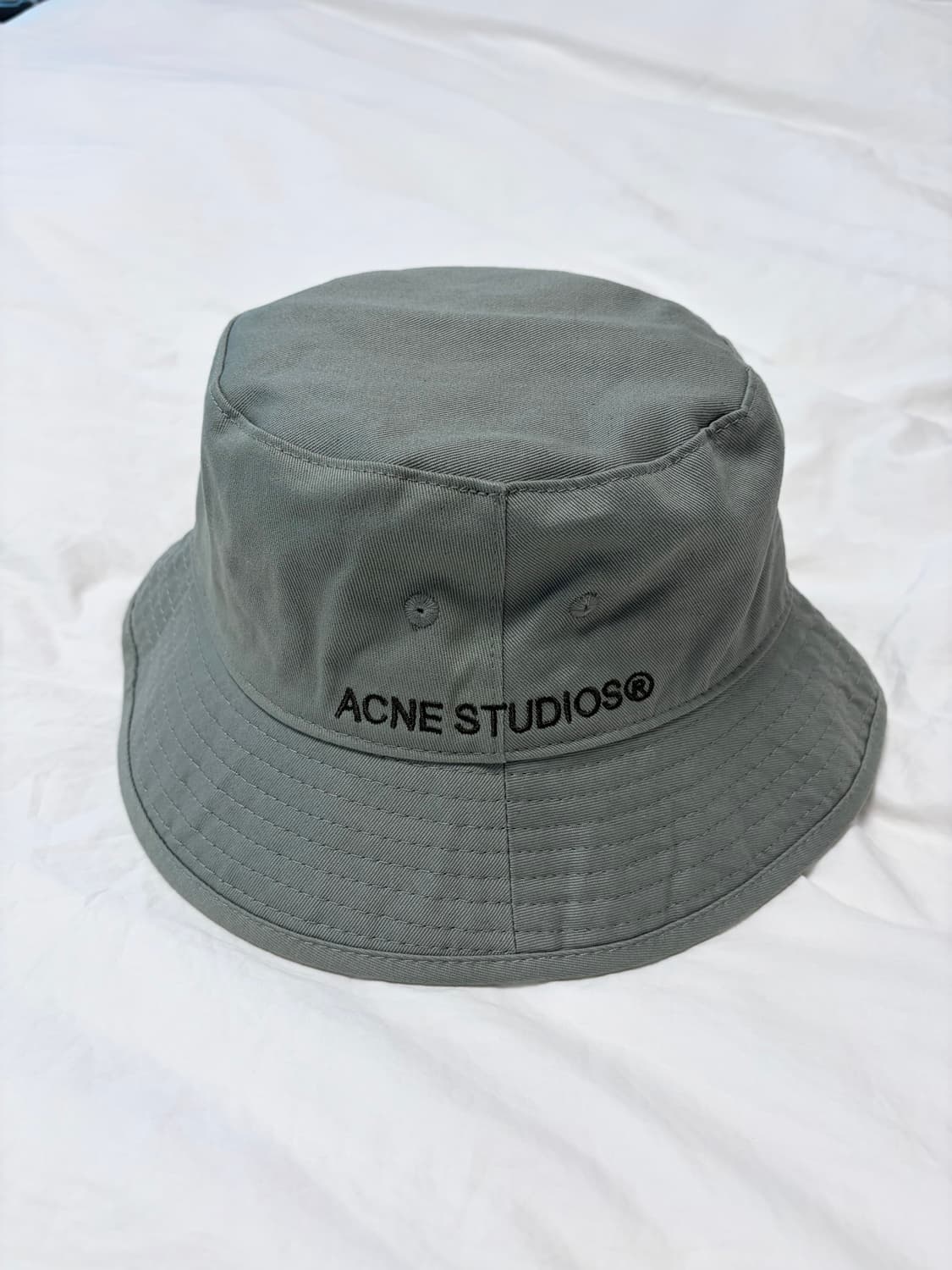아크네 스튜디오 로고자수 버킷햇 상품이미지1