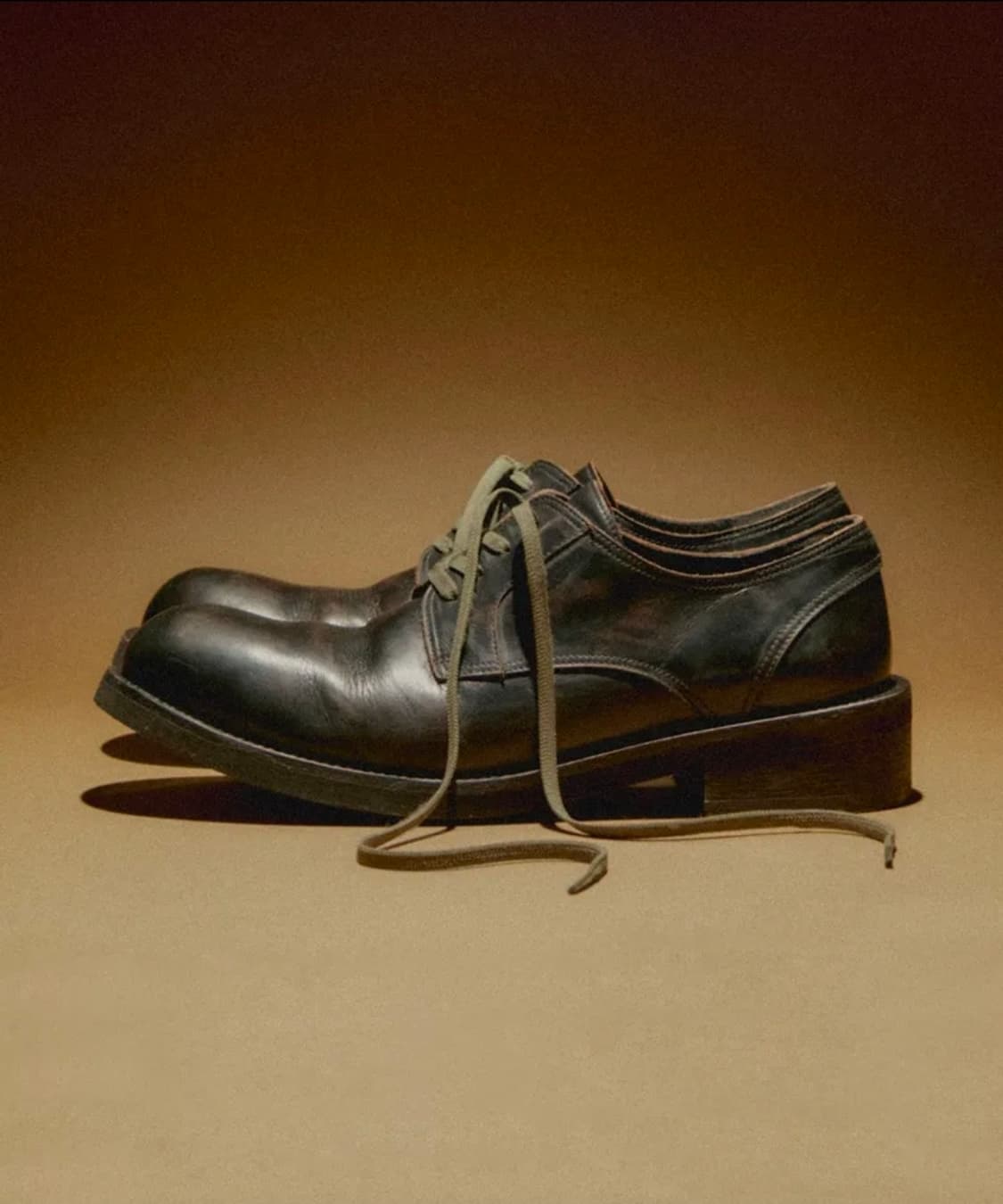 로맨틱무브 더 아미 더비 컷오프블랙 상품이미지1