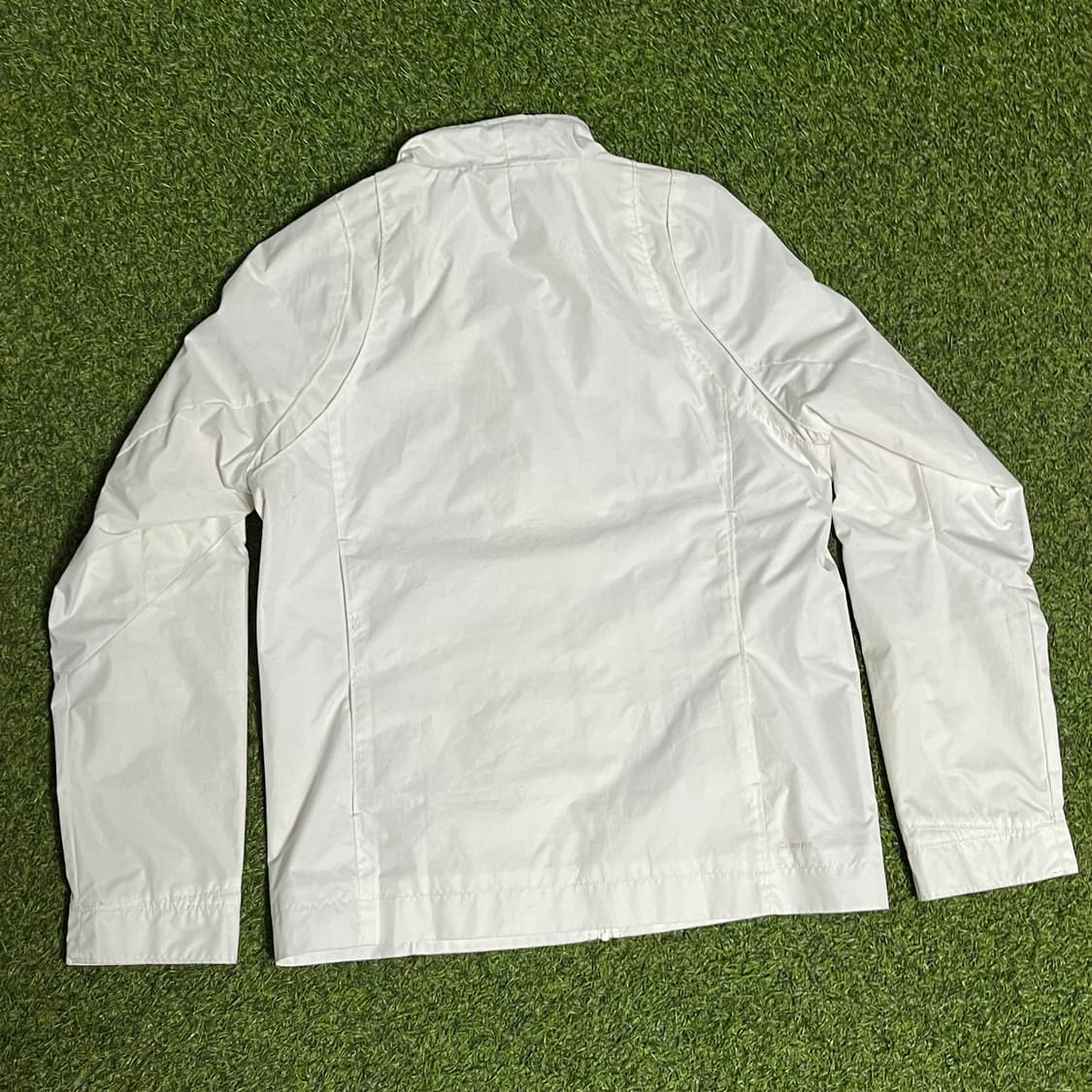 나이키 화이트 바람막이 Nike  상품이미지4