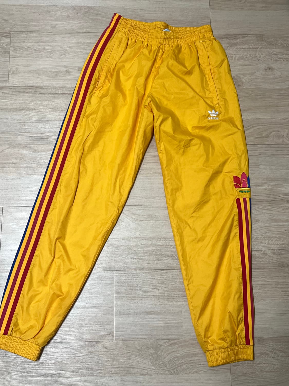 아디다스 트레이닝 팬츠 상품이미지1