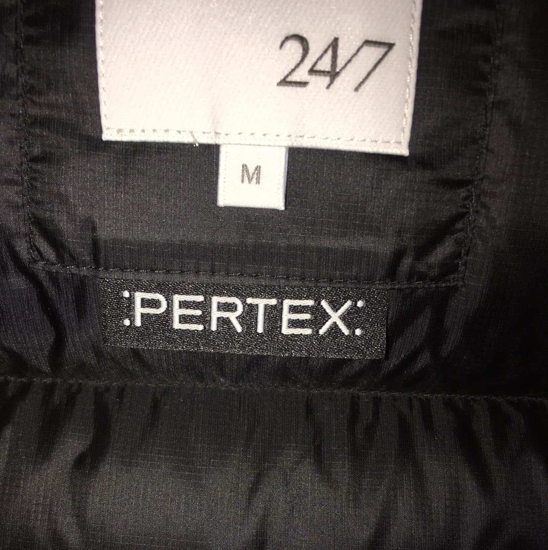 247시리즈 퍼텍스 퀀텀 구스 패딩 판매합니다 상품이미지7