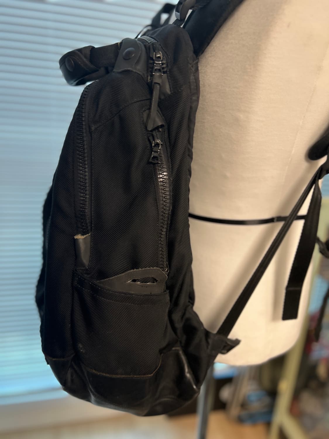 VISVIM 올드비즈빔 올블랙 소가죽 발리스틱백팩 20L 상품이미지5