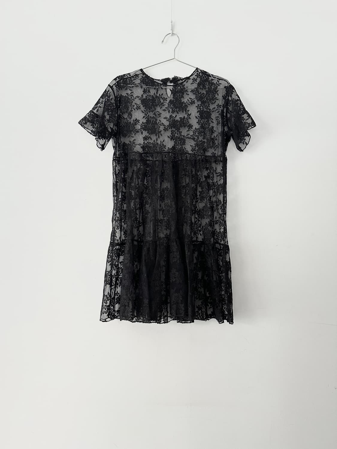 See-through embroidery layer top 상품이미지1